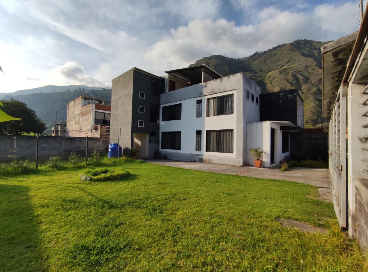 Elegante Apartamento Con Vistas Al Volcan Tungurahua บาญอส ภายนอก รูปภาพ