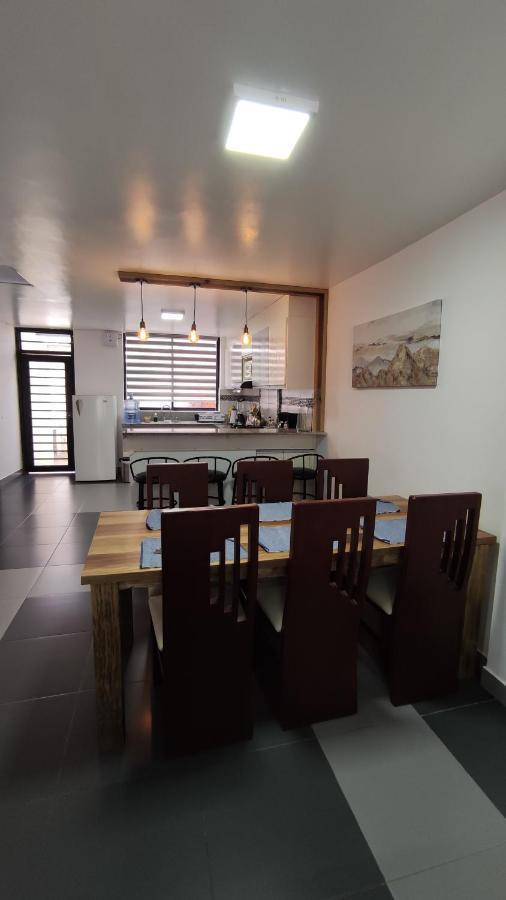Elegante Apartamento Con Vistas Al Volcan Tungurahua บาญอส ภายนอก รูปภาพ